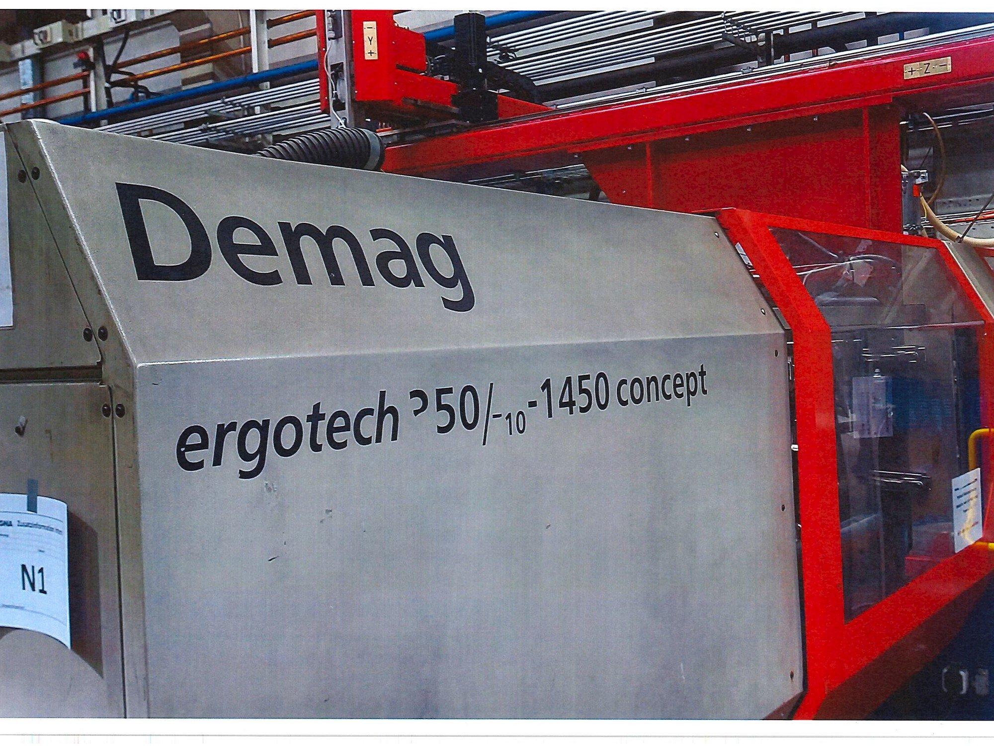 Vista frontal de la máquina DEMAG ergotech 350/710-1450 concept